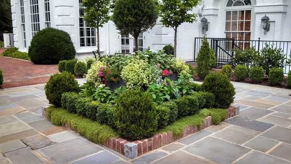 Front Garden and Landscaping Projects